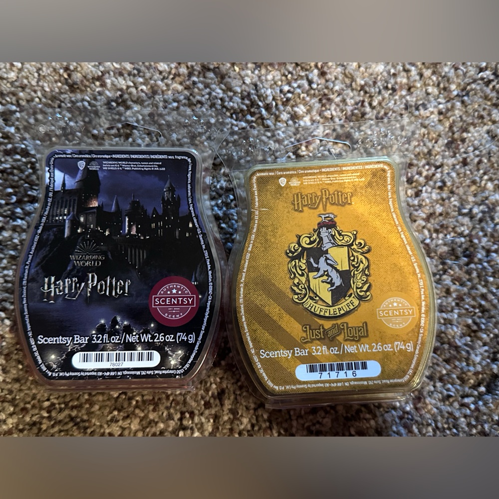 Scentsy Harry Potter Wax Bars - Black and Gold